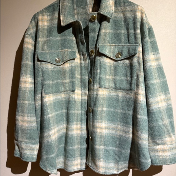BP Green & Cream Plaid Brushed Shacket - Picture 7 of 11